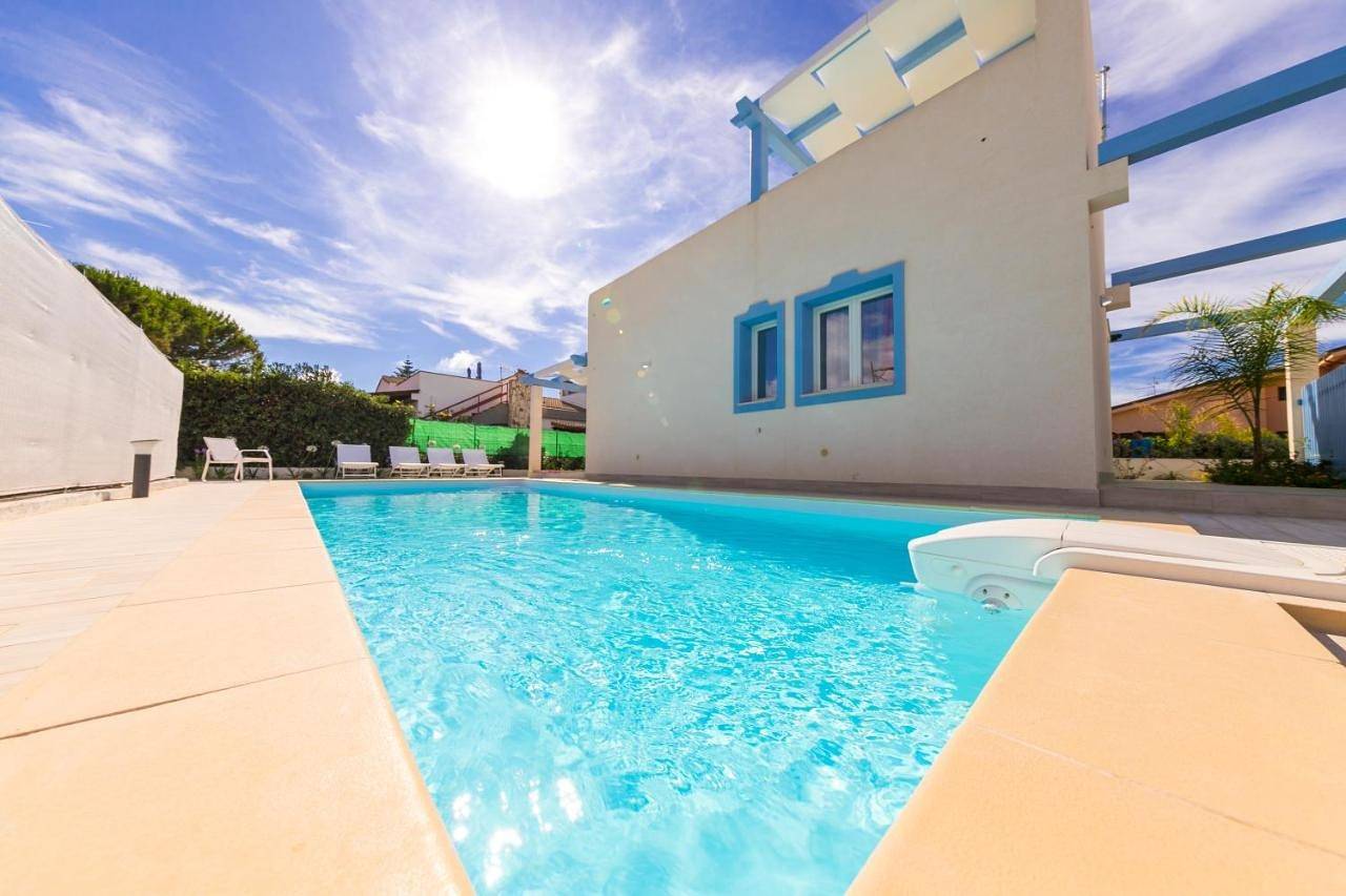Two-Bedroom Villa in Spiaggia di Campofelice di Roccella (Campofelice di Roccella), Campofelice di Roccella