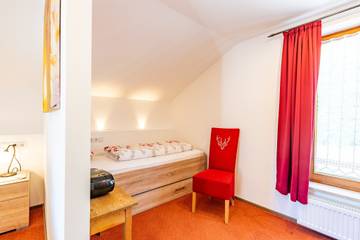 Ferienwohnung für 3 Personen in Ruhpolding, Chiemgauer Alpen, Bild 4