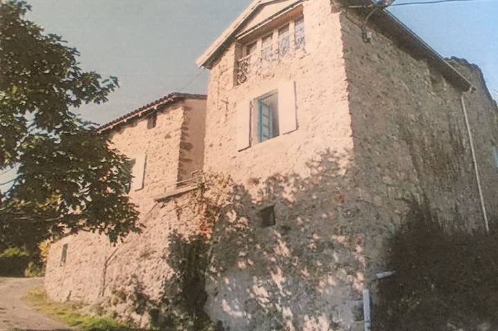 Gîte pour 6 personnes, avec Terrasse à Vals-les-Bains