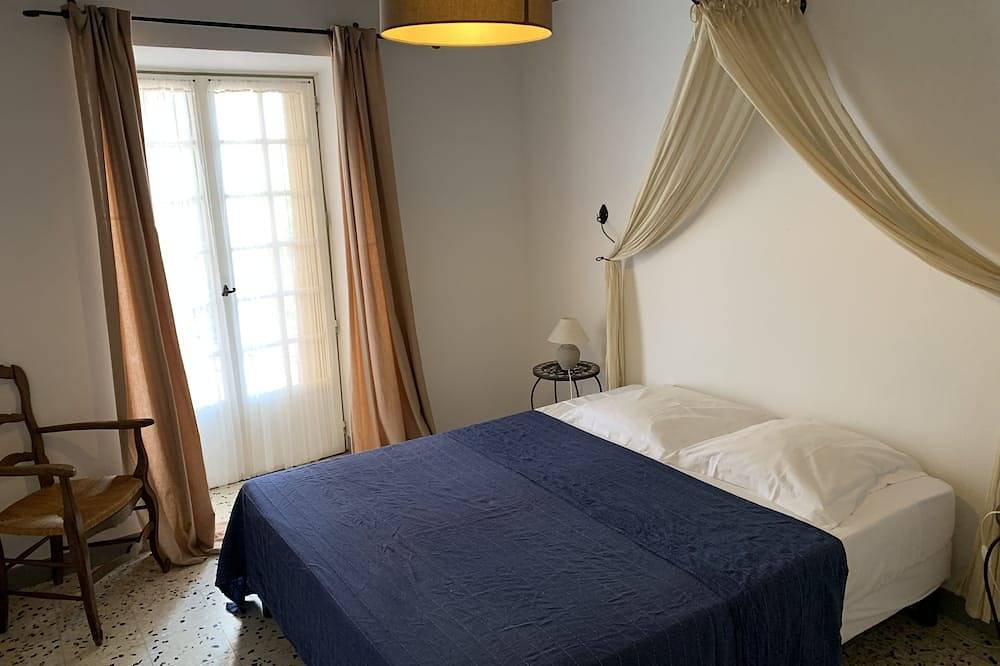 Ferienhaus in Mas, privater Pool am Ferienhaus, in der Nähe von Uzes in Le Pin, Nimes und Umgebung