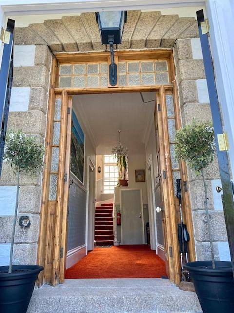 Entire apartment, Apartment with Garden View in Portreath, Cornwall