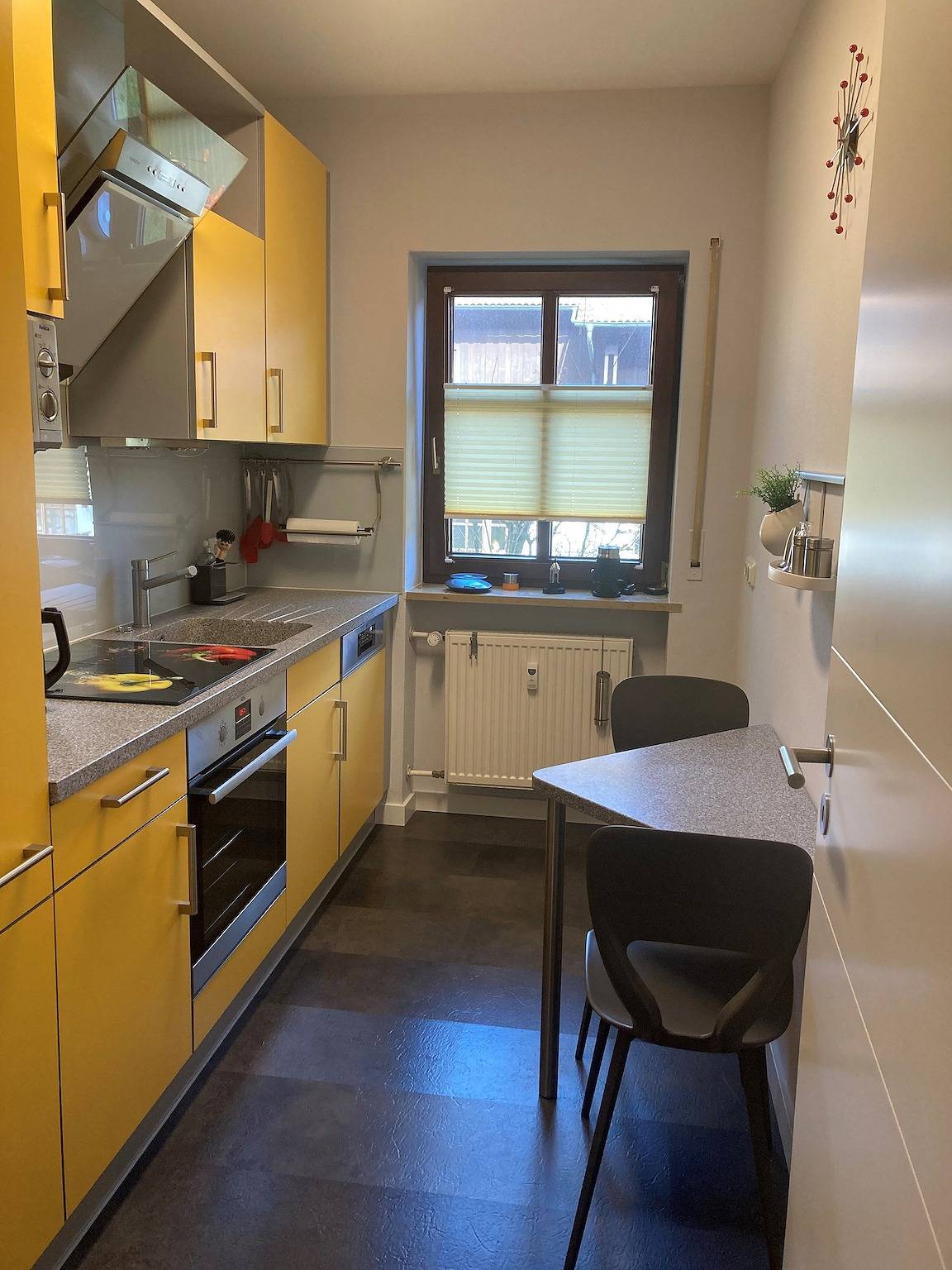 Ganze Ferienwohnung, Ferienwohnung Birk - Ferienwohnung mit sep. Schlafzimmer im Eg mit 2 Terrassen, 60qm in Prien, Prien am Chiemsee