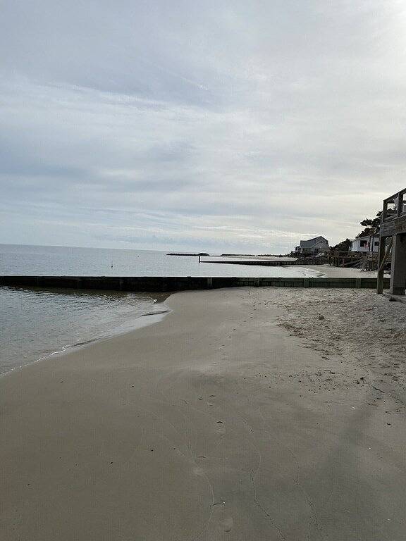 Familien-Cottage am Strand mit endlosem Blick auf die Bucht, Baujahr 2016 in Chesapeake Bay