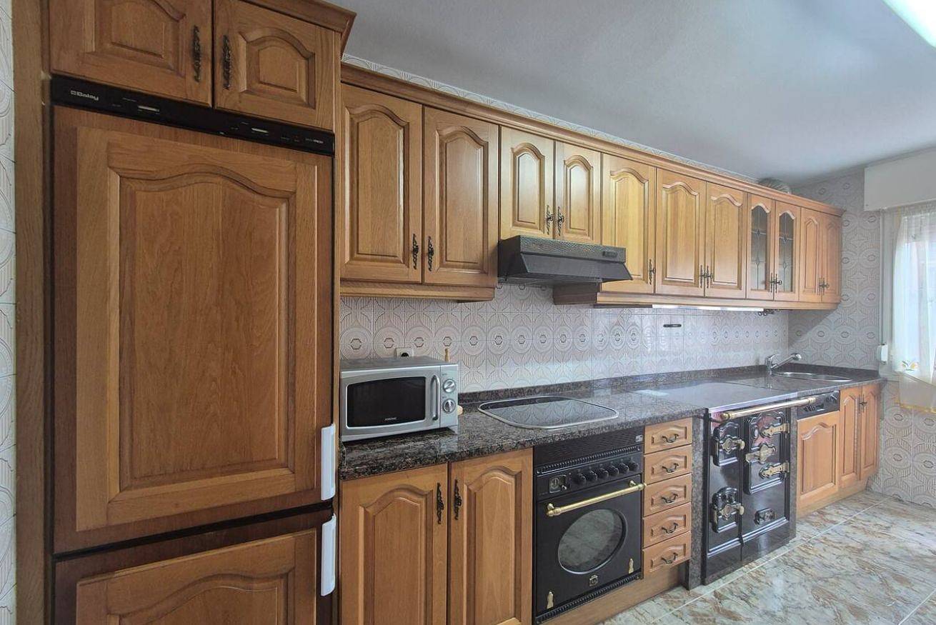 Ganze Wohnung, 213A Apartment Maximino in Villaviciosa, Costa Verde (Spanien)