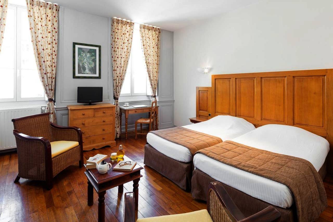 Appart Hotel Charles Sander in Salins-les-Bains, Jura Francais