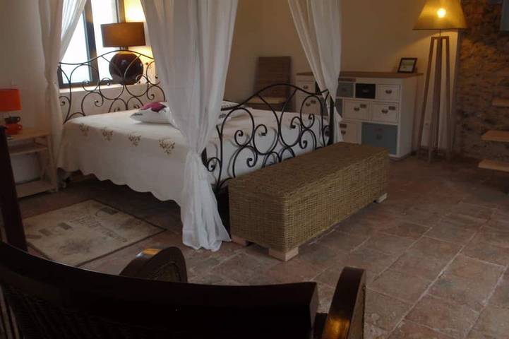 Gîte pour 4 personnes, avec jardin à Bagard - 3