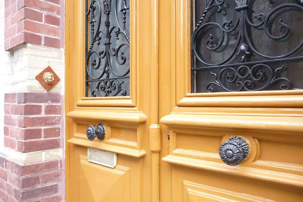 Entire apartment, Charming vacation rental and bed and breakfast in Fecamp, Etretat, Normandy in Fécamp, Le Havre region