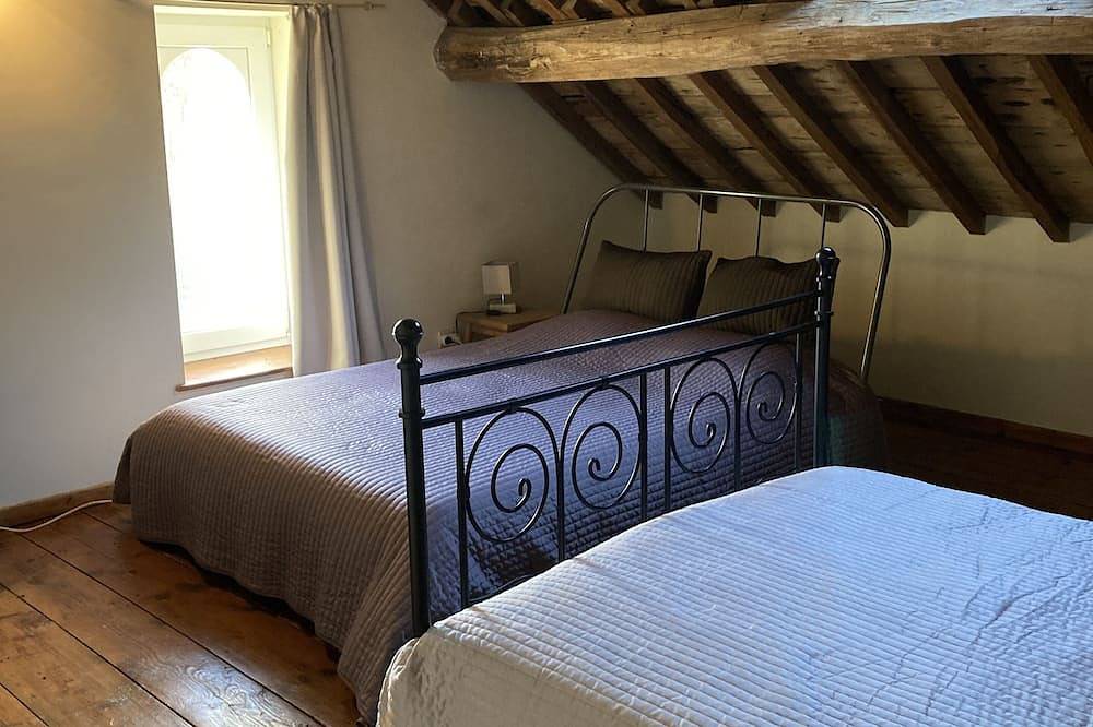 Ideal for families, friends: silence, a gîte, ...... in Bouillon, Neufchâteau region