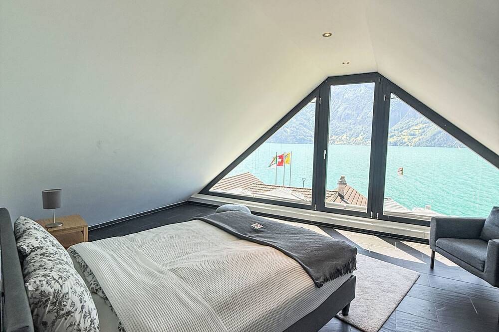 Villa am See 1 / Beach House in Vierwaldstättersee (UR), Vierwaldstättersee