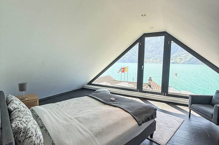 Villa am See 1 / Beach House in Vierwaldstättersee (UR), Vierwaldstättersee