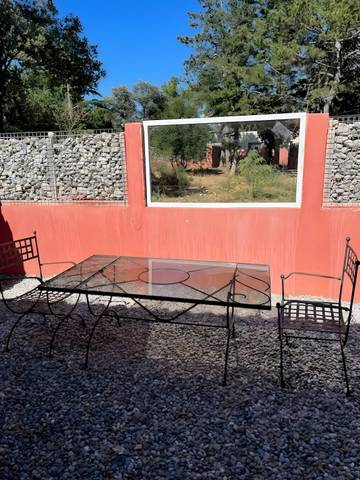 Gîte pour 4 personnes, animaux acceptés à Ginasservis