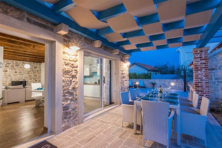 Villa für 6 Personen, mit Garten, mit Haustier in Sukosan - 2