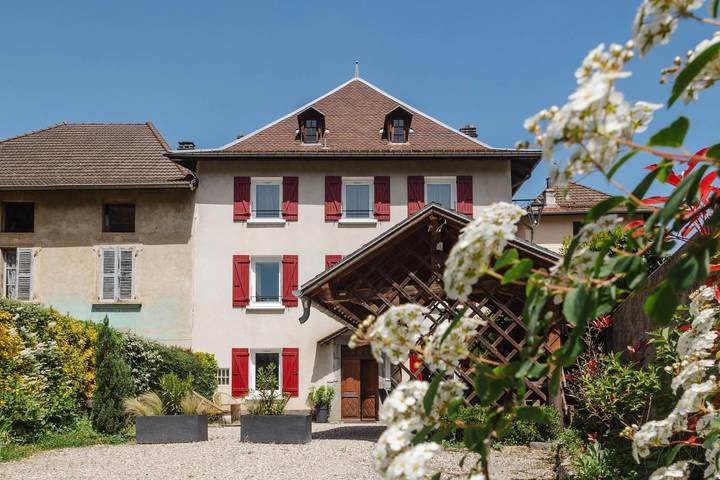 Gîte pour 6 personnes, avec jardin à Theys - 2