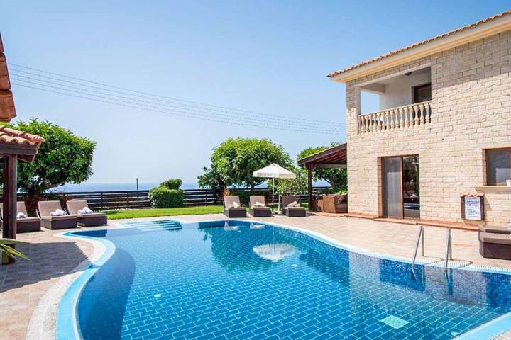 Villa mit pool für 8 Personen, mit Balkon und Terrasse auf Zypern