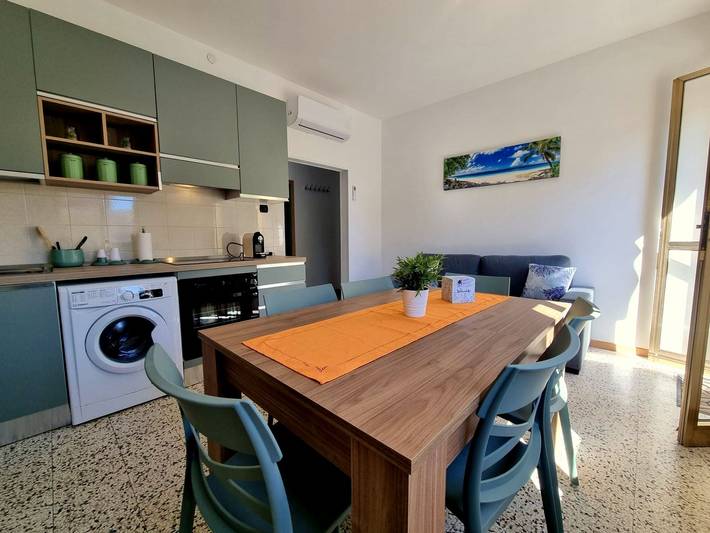 Apartamento vacacional entero, Apartamento de vacaciones para 5 personas con balcón in Lido di Pomposa, Provincia de Ferrara