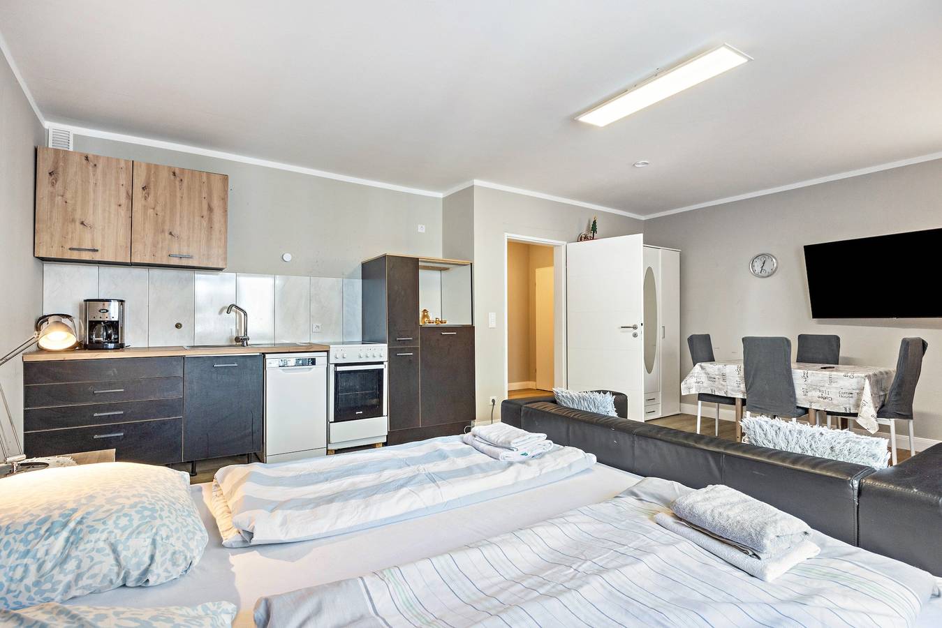 Hel studio-lejlighed, Studio for 4 personer med have in Altona, Hamborg