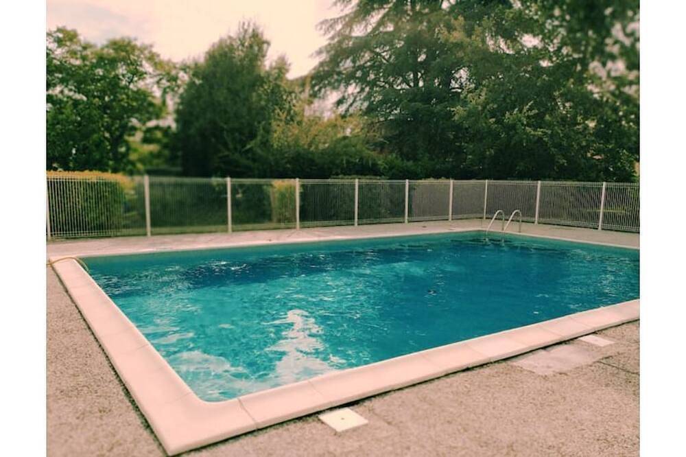 Entire apartment, #Swimming pool, gym, zenitude at 'Levant de Marie'. in Gaillac, Albi region
