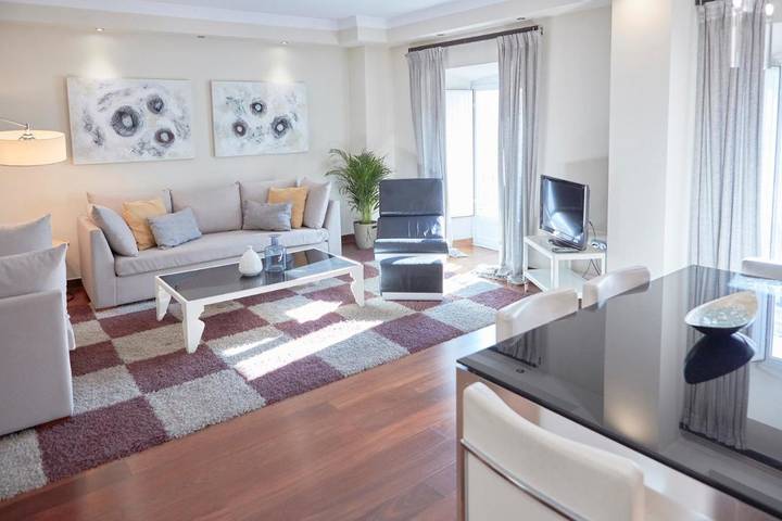Apartamento de vacaciones para 6 personas, con balcón - 1