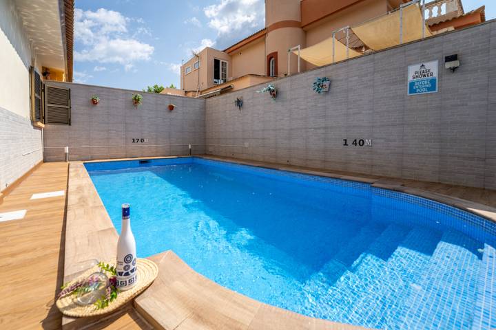 Finca für 6 Personen, mit Terrasse in Can Picafort - 2