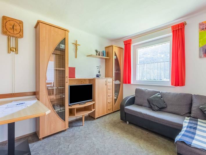 Ferienhaus für 12 Personen, mit Balkon/Terrasse und Balkon sowie Terrasse und Garten in Fließ - 4