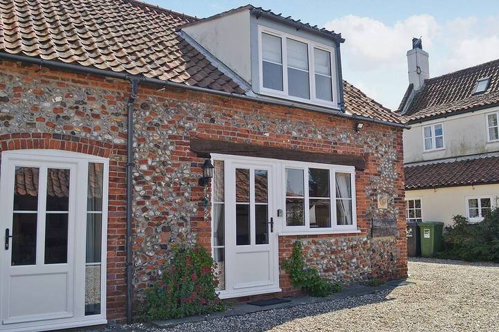 Cottage for 4 people, with garden, with pets in Wells-next-the-Sea