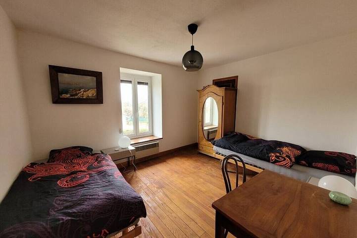 Location de vacances pour 11 personnes, avec terrasse et jardin, animaux acceptés à Largillay-Marsonnay - 4