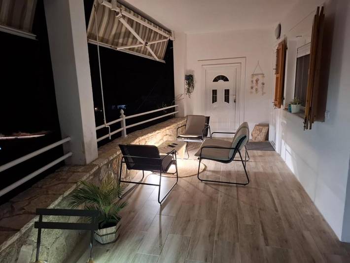 Chambre d’hôte pour 2 personnes, avec jardin ainsi que terrasse et vue dans Dhërmi - 3