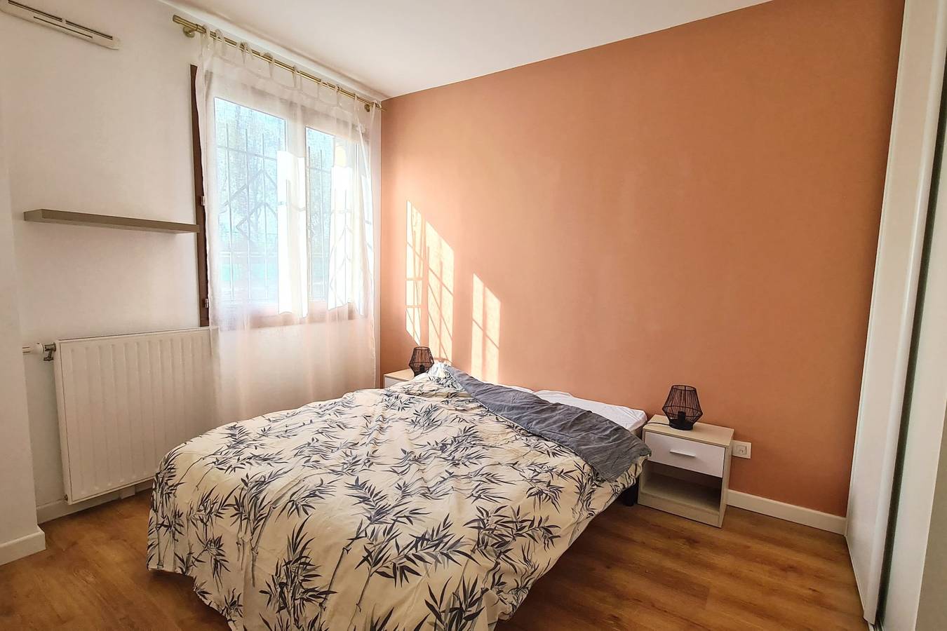 Apartamento entero, Beautiful apartment facing the Stade de France in Saint-Denis, Sena-Saint Denis