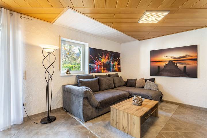 Geheel appartement, Appartement 'Haus Susanna' met exclusief gastenterras en wifi in Brilon, Hochsauerlandkreis