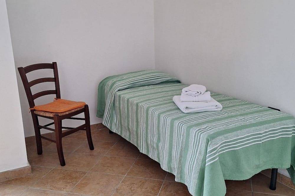 Ganze Wohnung, Manna Hof in Irgoli, Barbagia