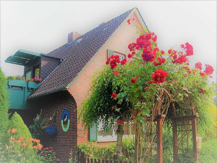 Ferienhaus für 2 Personen, mit Terrasse und Garten in Horumersiel