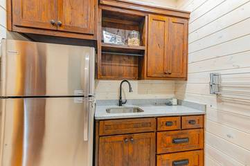 Log Cabin for 18 Guests in Broken Bow, Broken Bow Lake, Picture 2