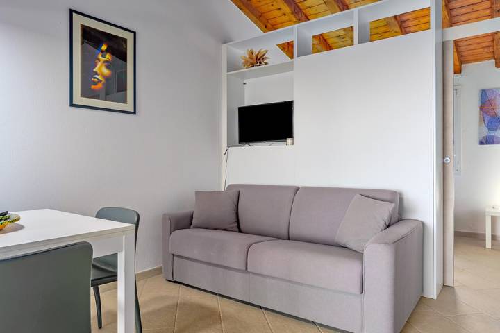 Ferienwohnung für 4 Personen, mit Garten in Olbia - 2