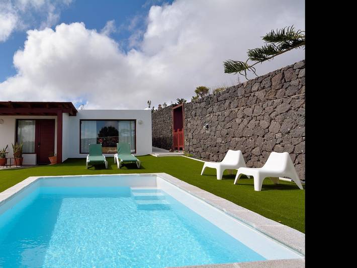 Casa de huéspedes para 6 personas, con jardín y terraza en Tinajo - 2