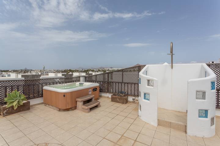 Ferienwohnung für 6 Personen, mit Whirlpool in Costa Teguise - 2