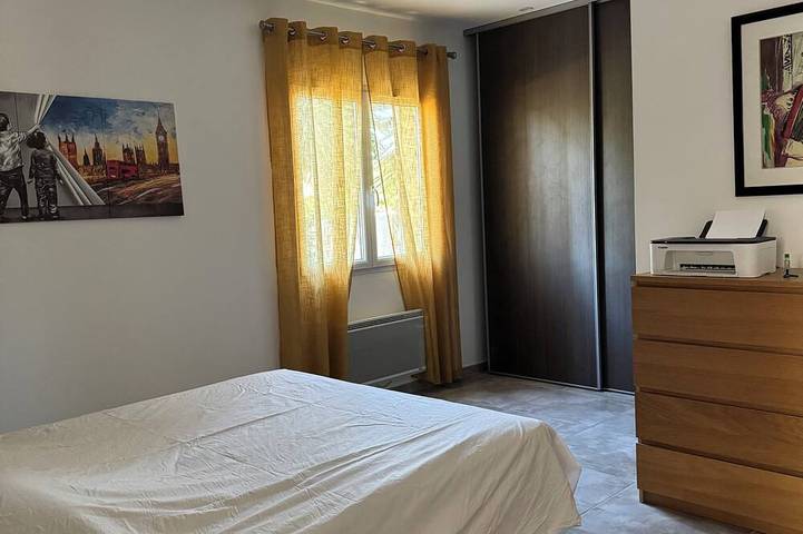 Fully Air-Conditioned, Comfortable House With A Private Pool in Sérignan, Costa mediterránea (Francia)