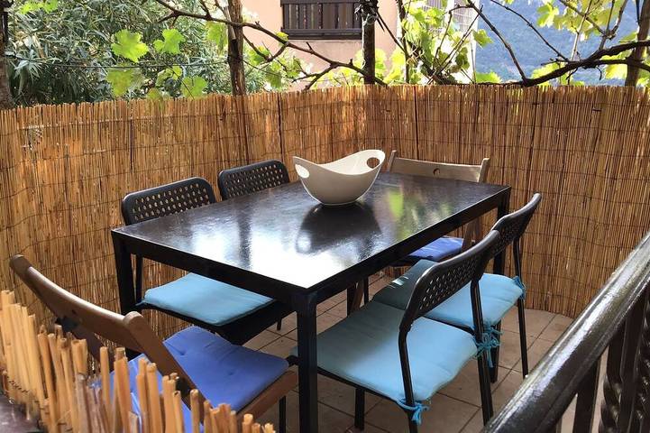 Ferienhaus für 6 Personen, mit Balkon in Ota