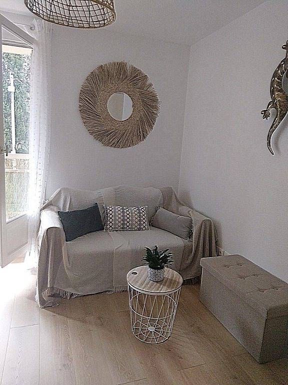 Appartement entier, Appartement Petit Mimosas à 300 m de la plage + garage fermé in Bormes-les-Mimosas, Parc national de Port-Cros