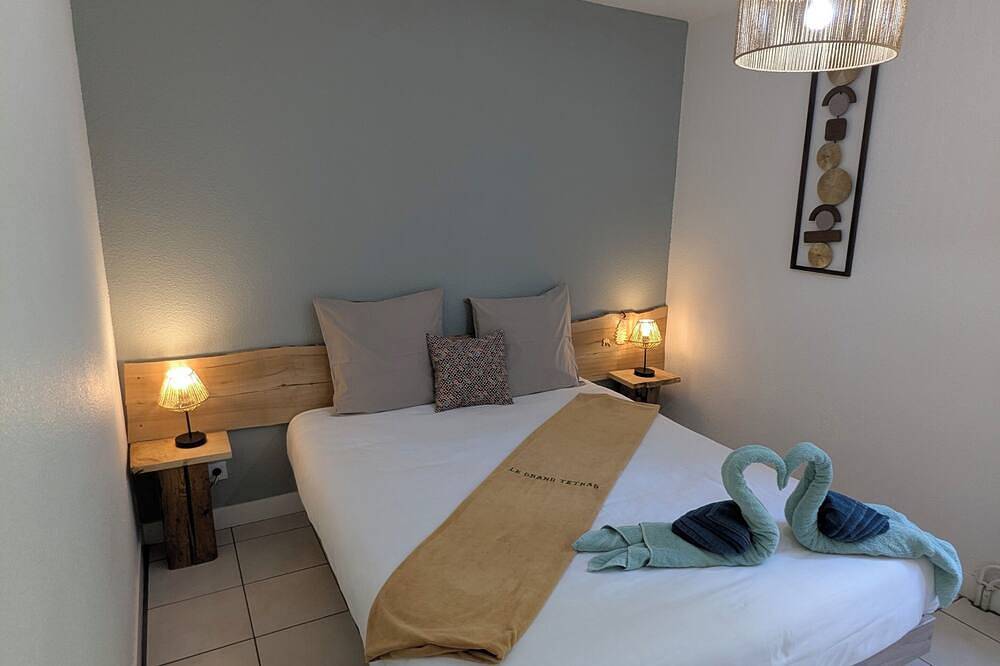 Entire apartment, Le Grand Tetras in a charming property in the heart of the Blue Spring area in Mouthe-Lac et Mont d’Or, Jura Francais