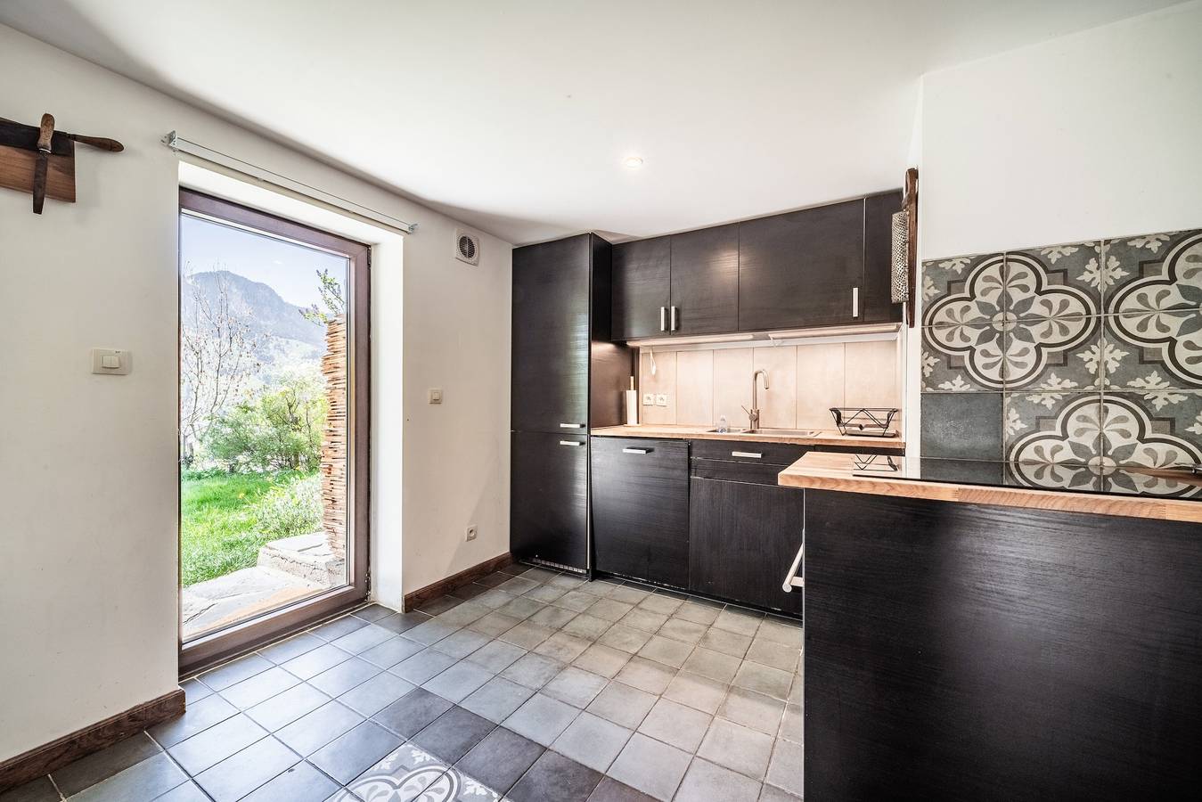 Entire apartment, Apartment "Le Léman" with Mountain View and Wi-Fi in Vacheresse, Thonon-les-Bains region