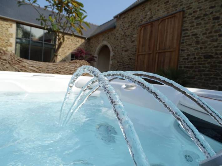 Location de vacances pour 4 personnes, avec jacuzzi et jardin à Calorguen - 4
