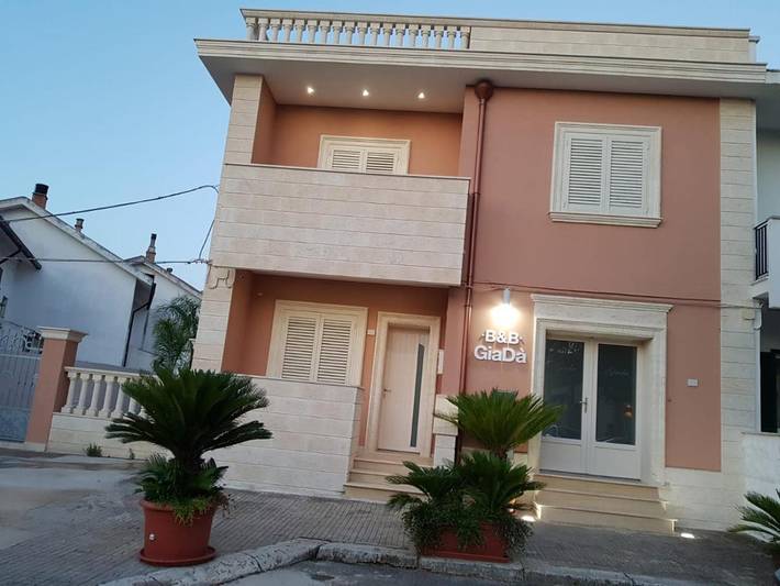 B&b per 3 persone, con giardino e panorama in Avetrana