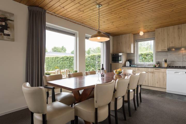 Ferienhaus für 10 Personen, mit Seeblick und Garten in Overijssel - 4