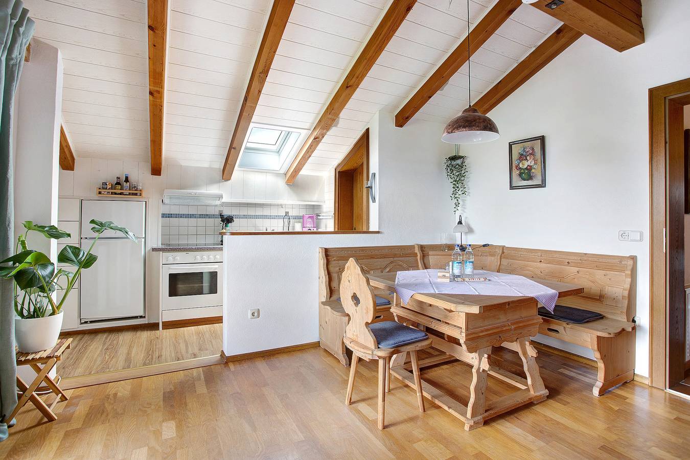 Ganze Wohnung, 'Josys Ferienwohnung' mit Bergblick, Balkonen und Wlan in Gstadt am Chiemsee, Chiemsee