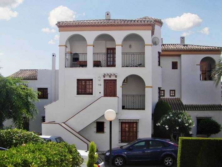Apartamento para 4 personas, con Balcón/Terraza además de Terraza y Piscina en Playa Flamenca