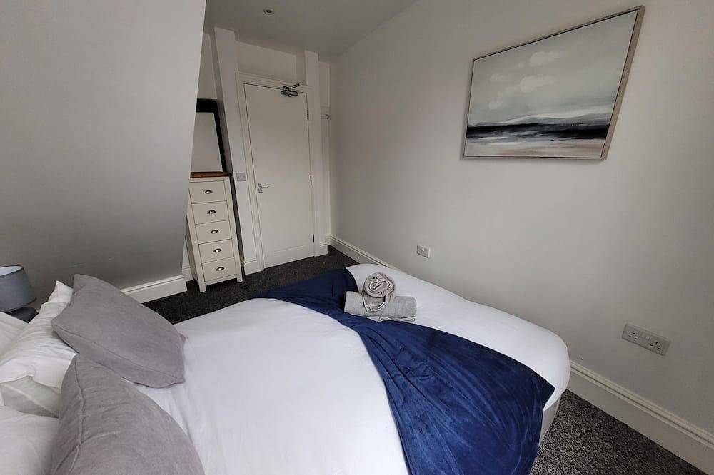 Ganze Wohnung, Wallgate apartment A- cosy grade Ii listed apartment with roman wall in garden in Colchester, Essex