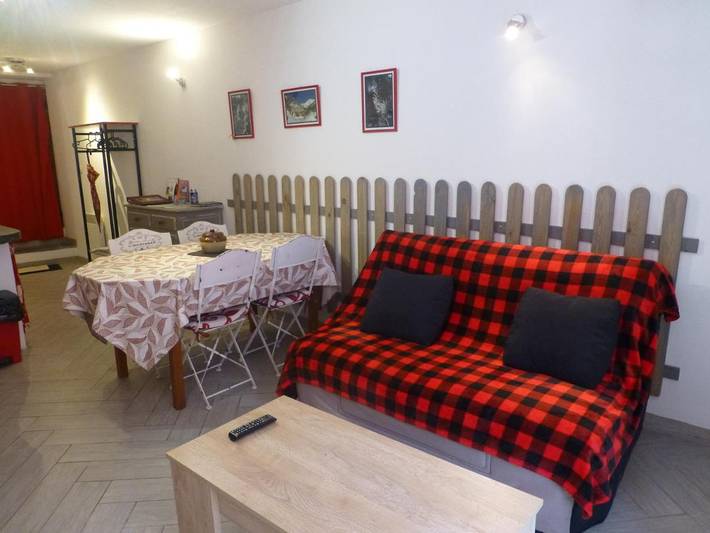 Gîte pour 4 personnes, avec balcon à Tende - 2