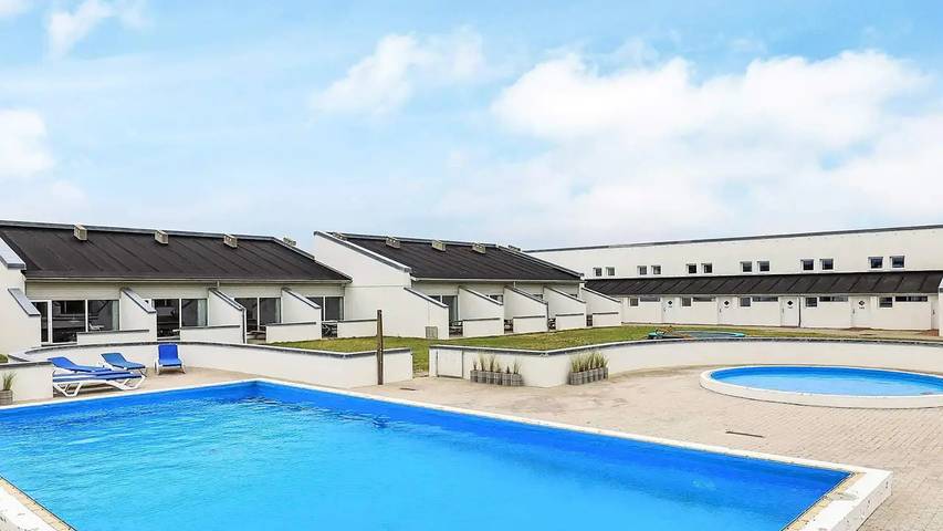 Ferienhaus für 7 Personen, mit Sauna und Pool