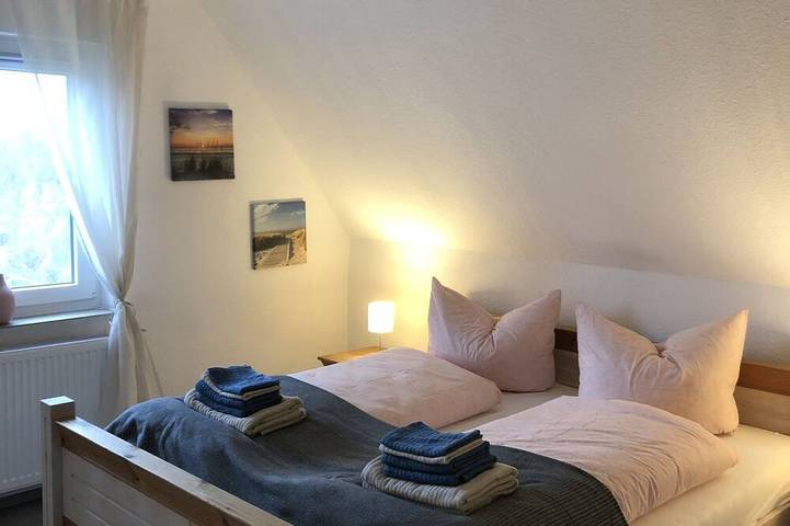 Ferienwohnung für 3 Personen, mit Terrasse und Garten in Pewsum