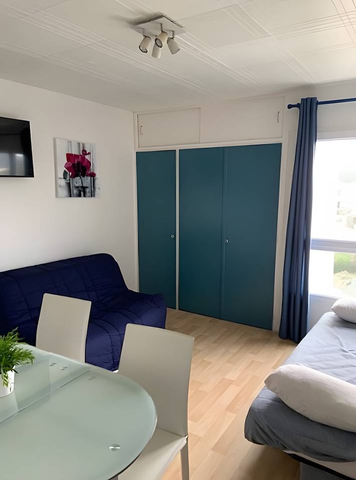 Studio entier, Appartement 'À 50 M. De La Plage' in Saint-Jean-de-Monts, Vendée